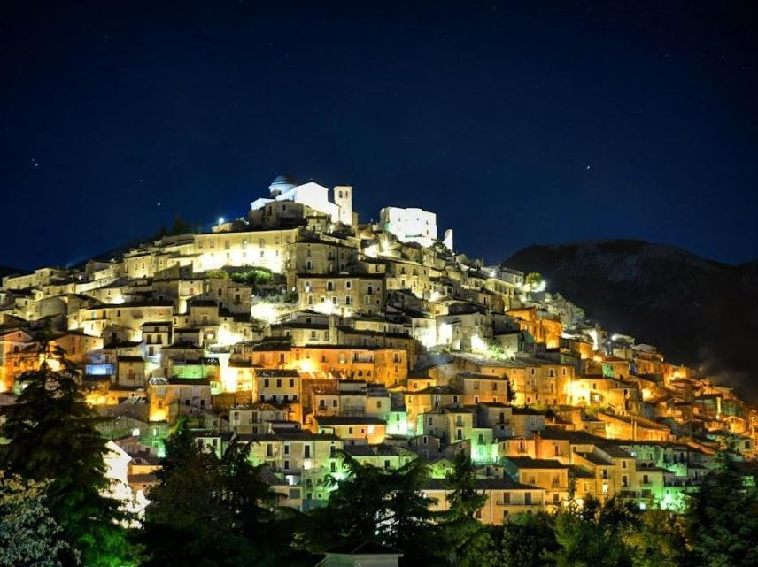 Il Nibbio - Soffitta Delle Ginestre Daire Morano Calabro Dış mekan fotoğraf